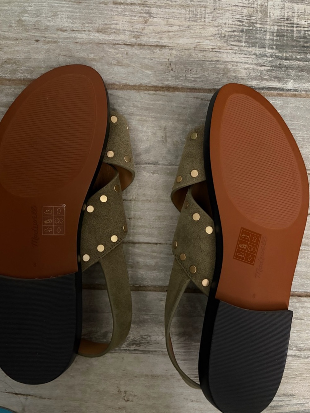 Madewell Olive Suede Crisscross Stud Slingback Sandals - Picture 3 of 4